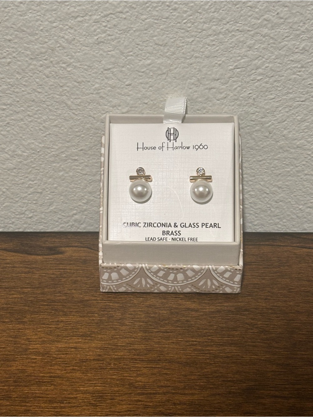 House of Harlow 1960 Gold Tone and White Pearl Stud Earrings - Picture 2 of 4